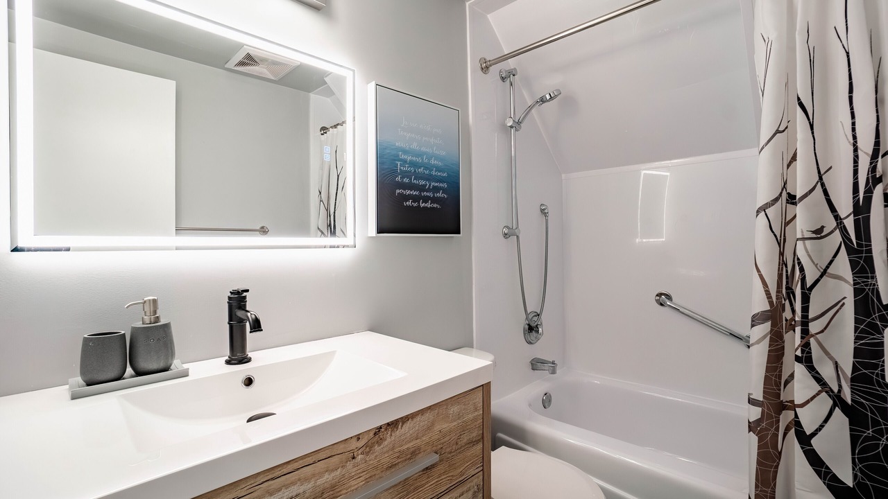 Photo of Bathroom in Beaupre