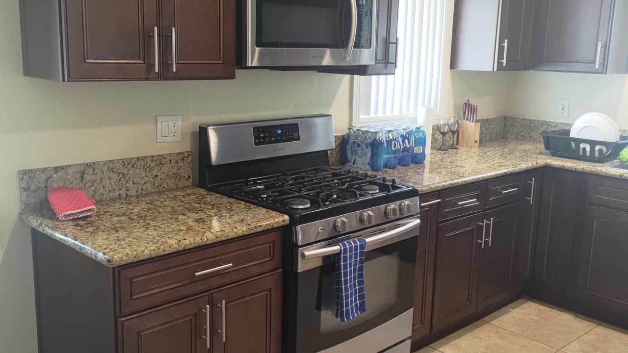 Photo of Kitchen in South Gate