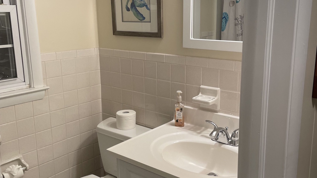 Photo of Bathroom in Beach Haven West