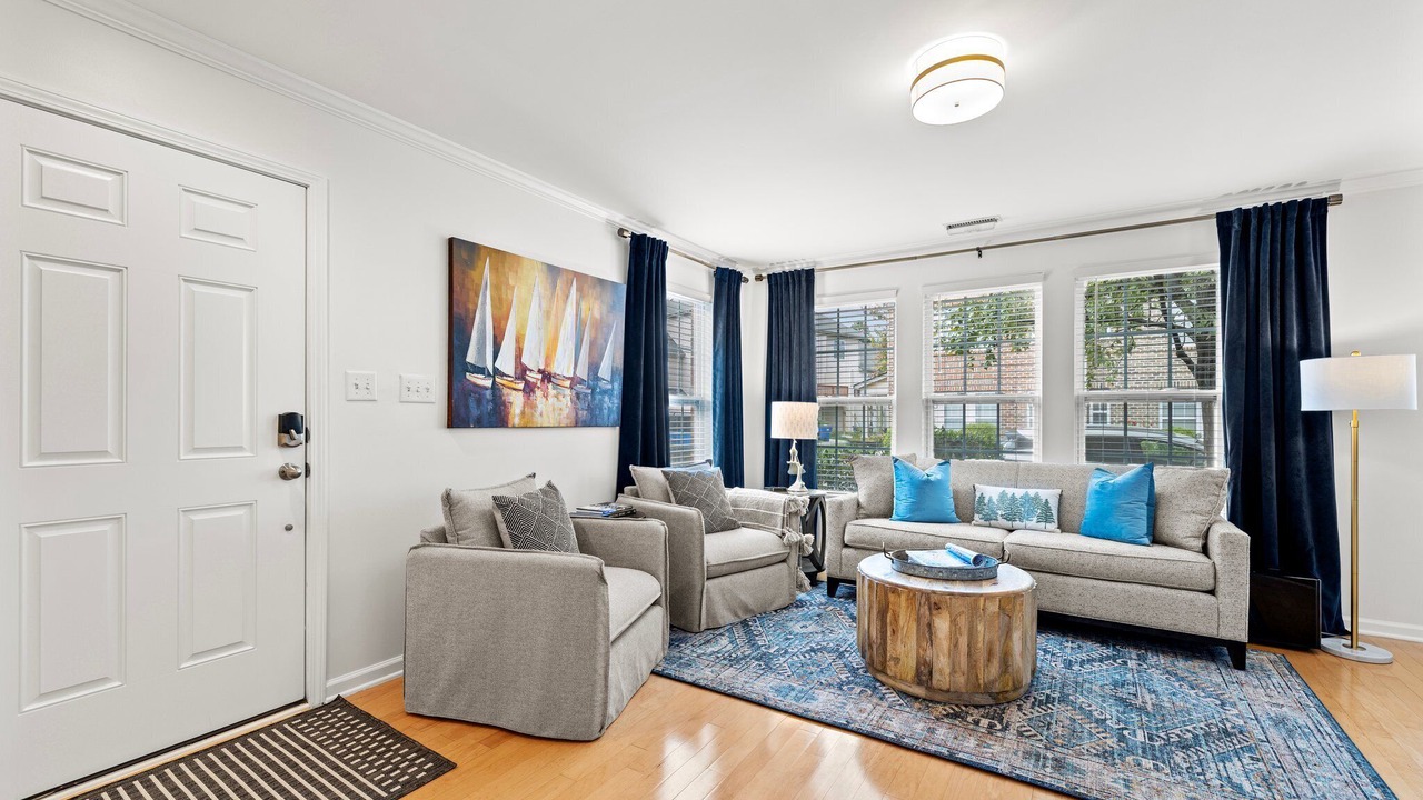 Photo of Livingroom in Brier Creek Country Club