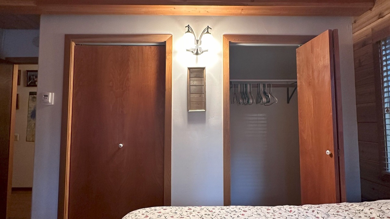 Photo of Bedroom in Al Tahoe