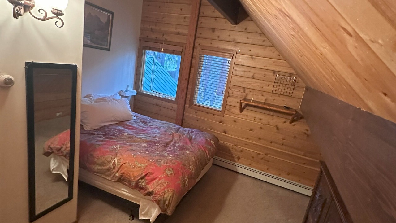 Photo of Bedroom in Al Tahoe