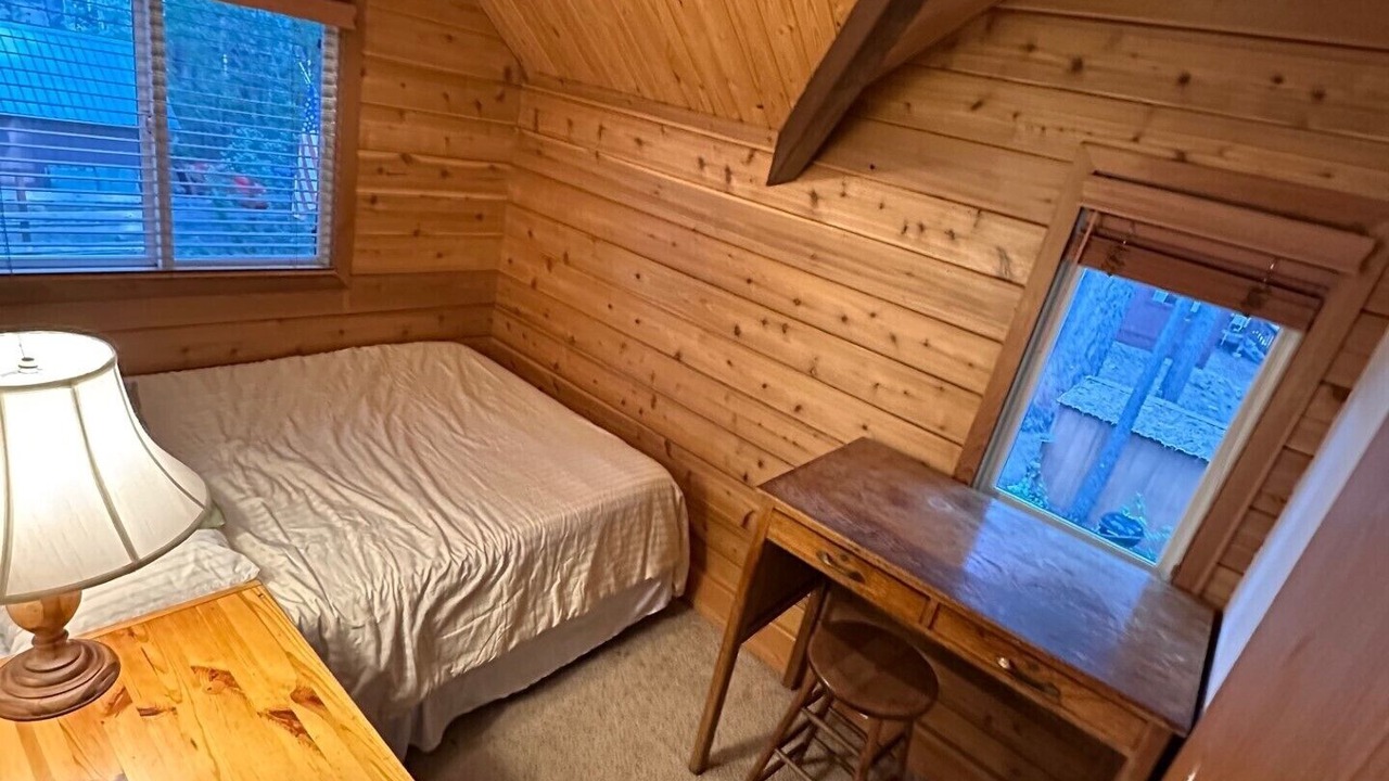 Photo of Bedroom in Al Tahoe