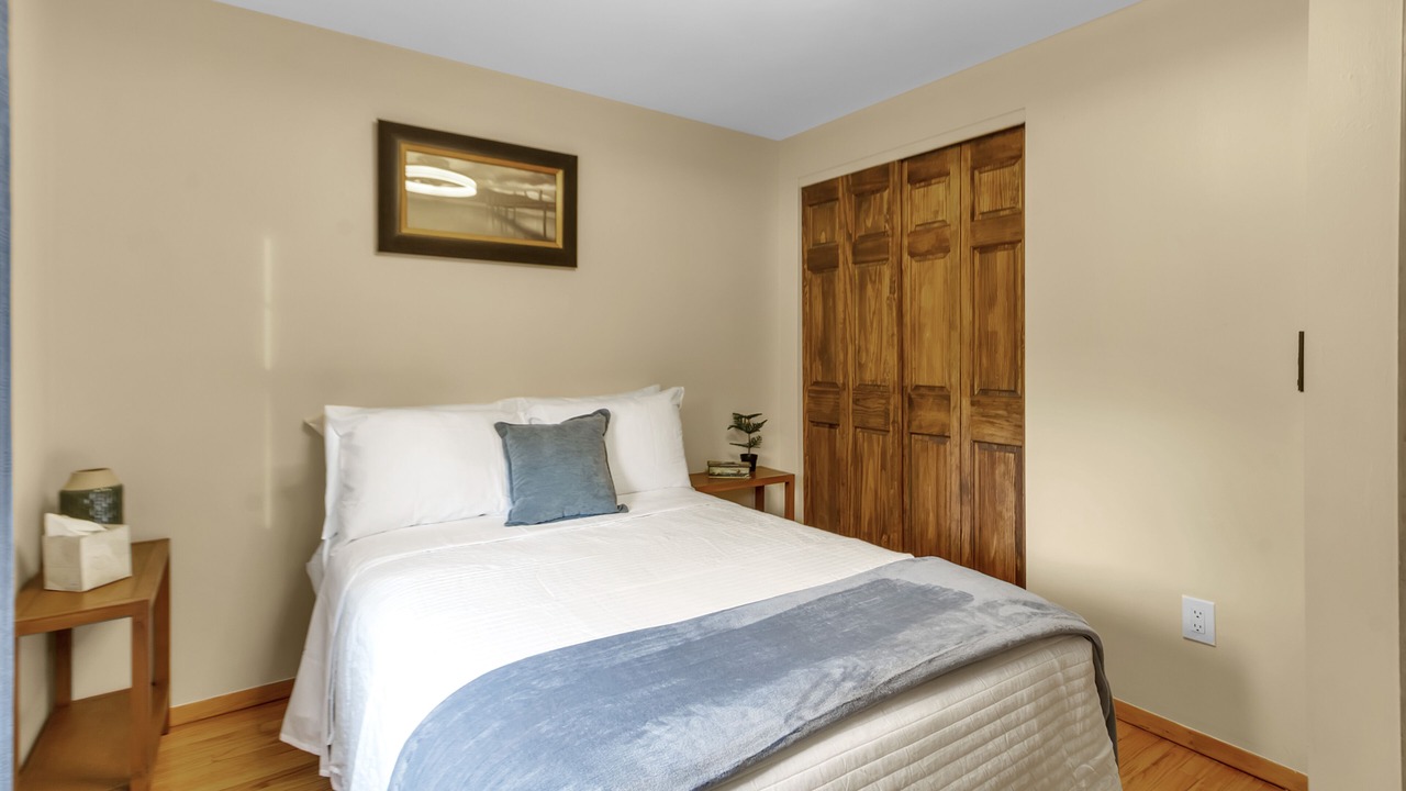 Photo of Bedroom in Blasdell