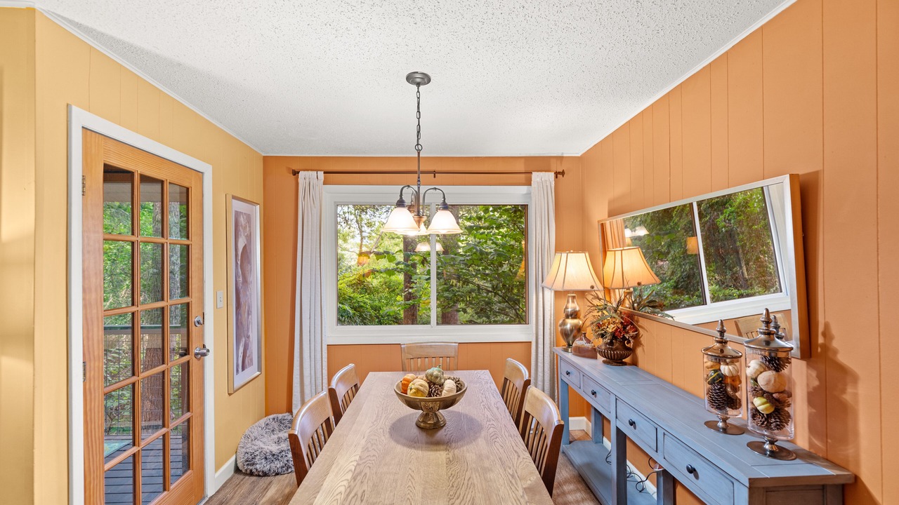 Photo of Bedroom in East End - Valley Street