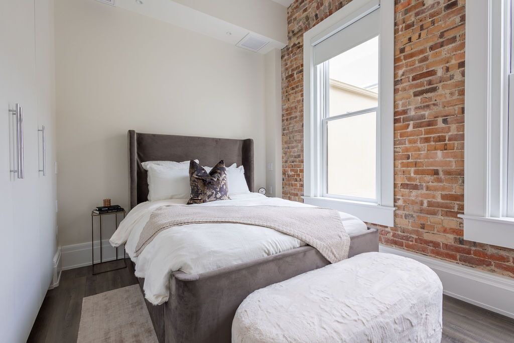 Photo of Bedroom in Downtown