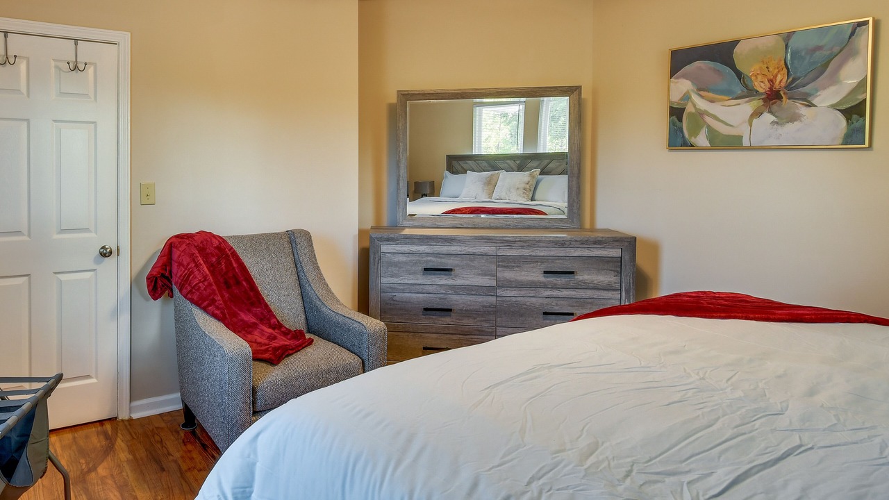Photo of Bedroom in Macon County