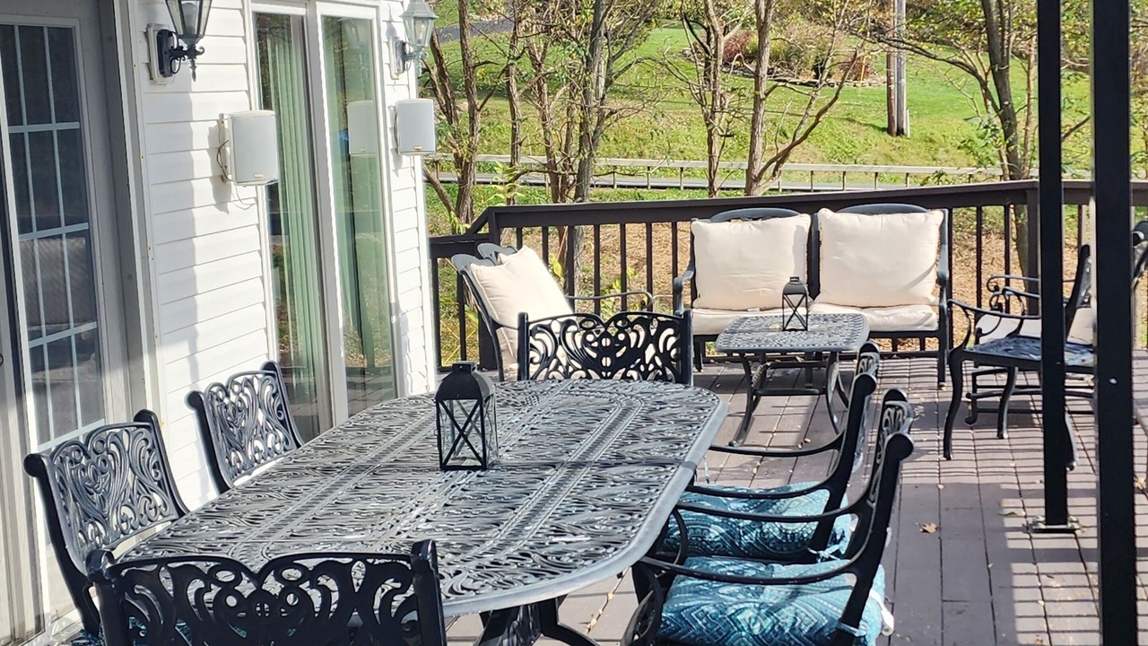 Photo of Outdoor in Burdett