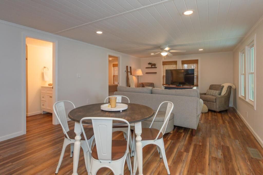 Photo of Livingroom in Titus