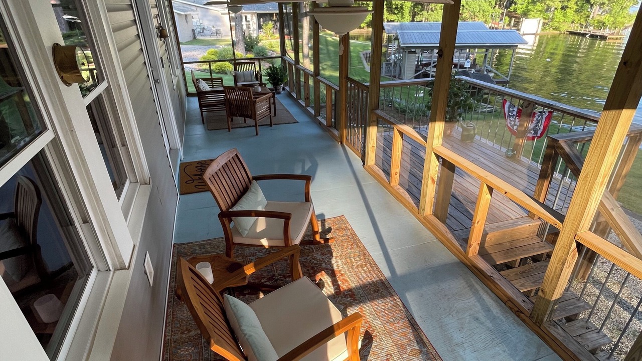 Photo of Patio Balcony in Titus