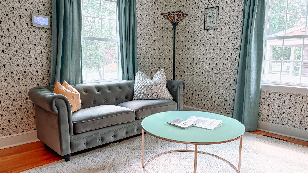 Photo of Livingroom in Old Irving Park