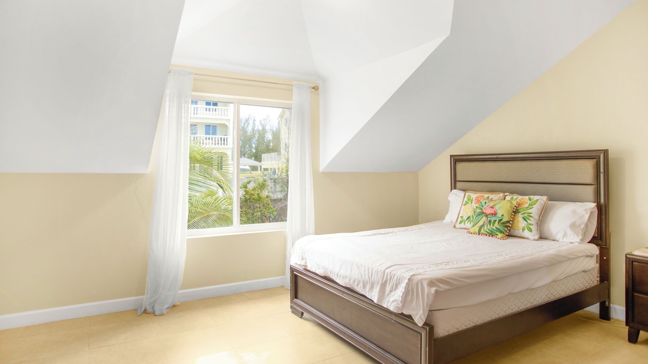 Photo of Bedroom in Nassau