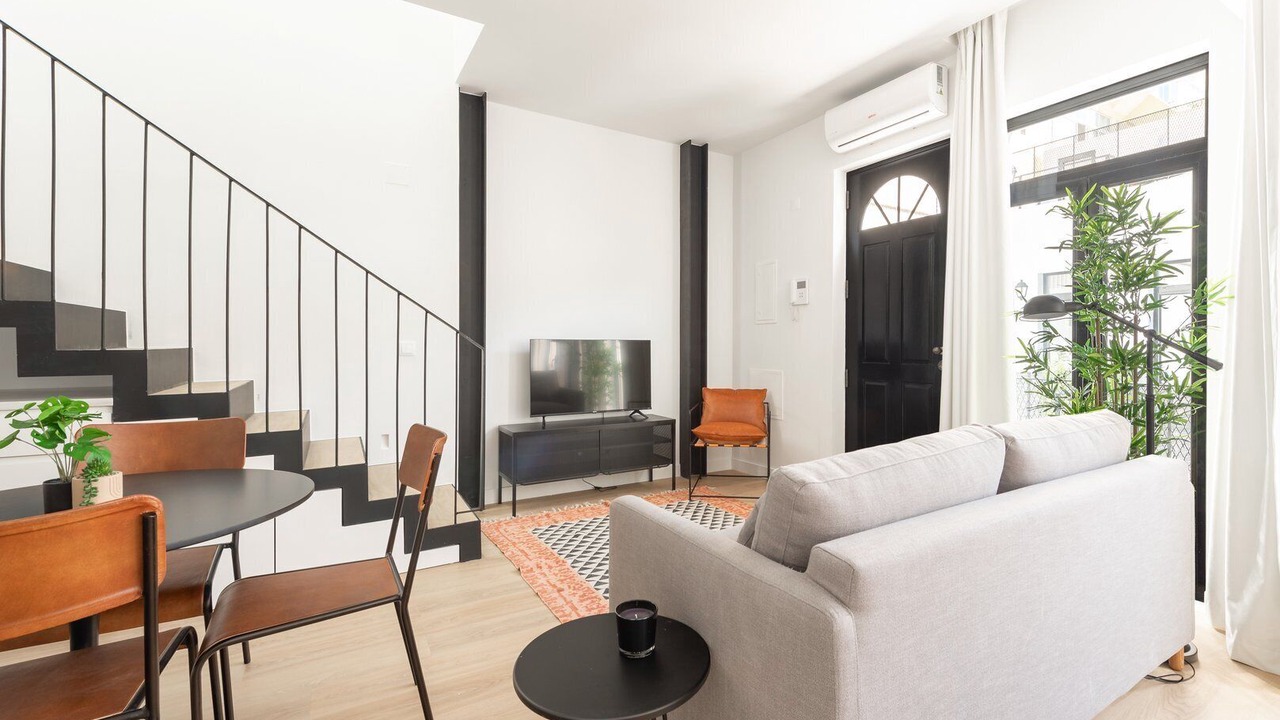 Photo of Livingroom in Alto do Pina