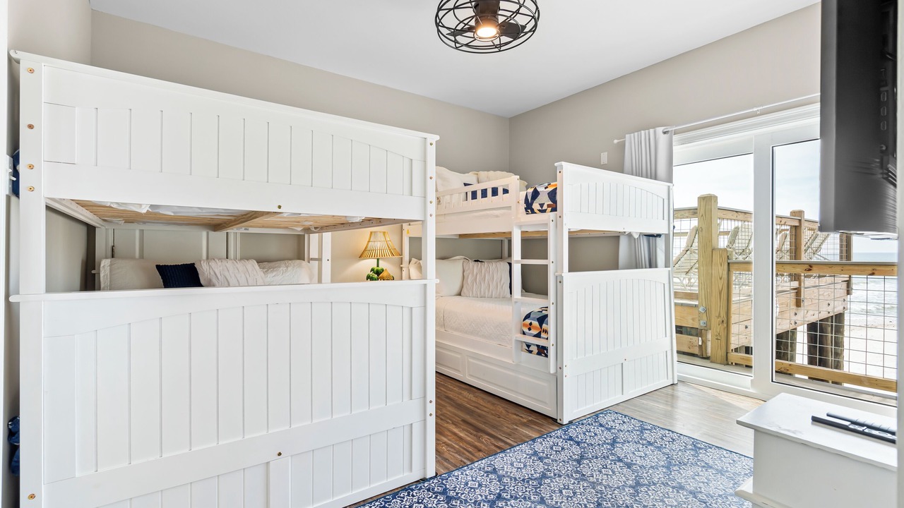 Photo of Bedroom in Dauphin Island