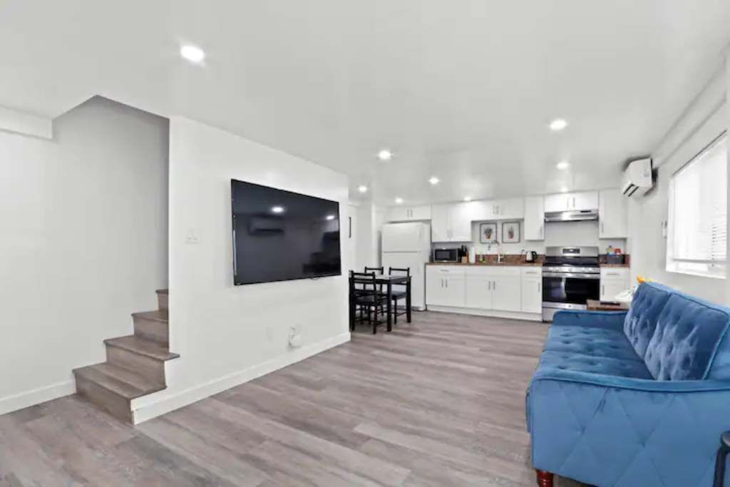 Photo of Livingroom in Huntington Park