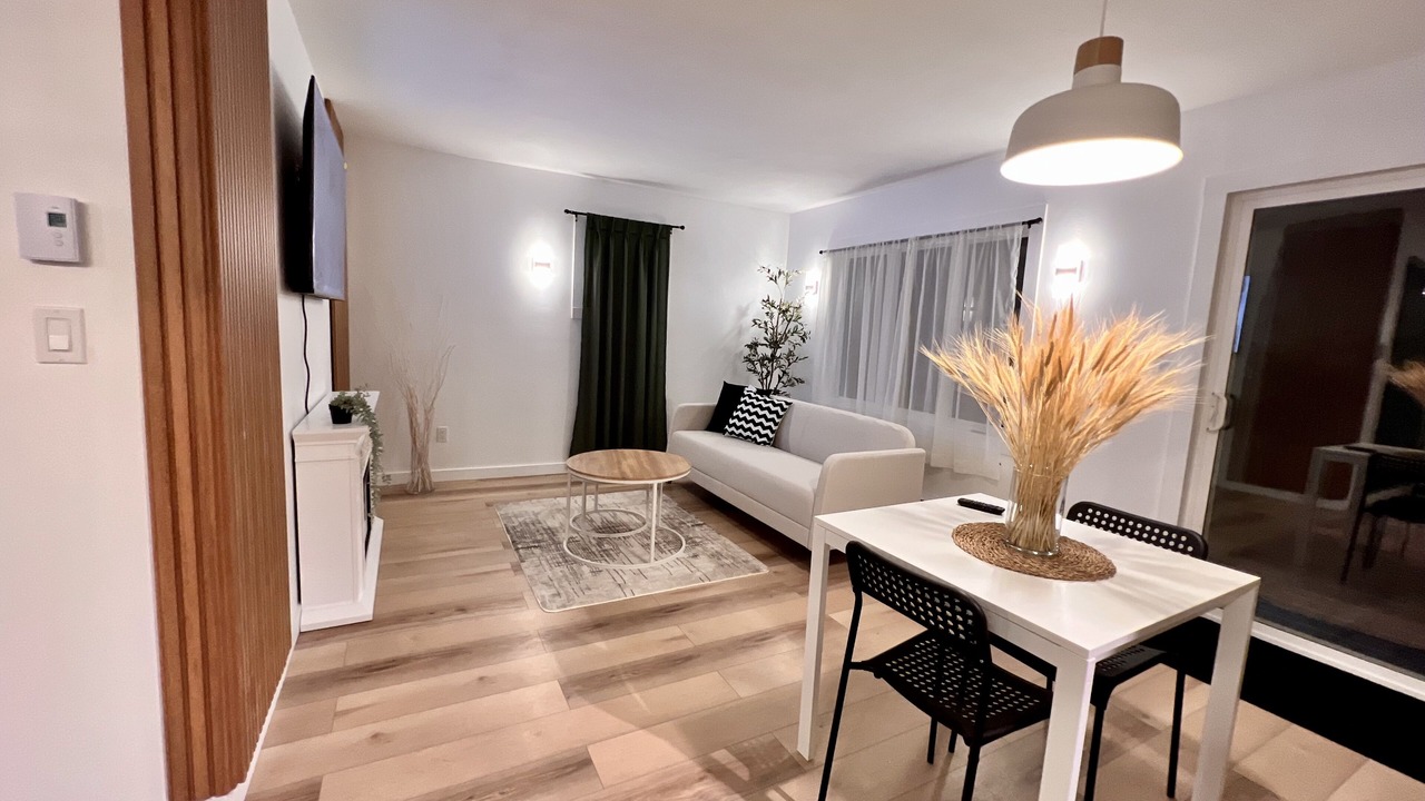 Photo of Livingroom in Riverview