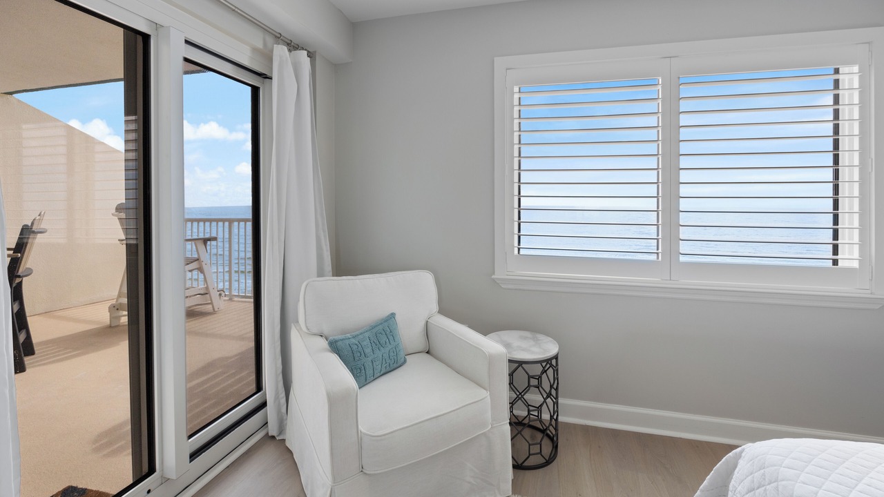 Photo of Livingroom in Ono Island