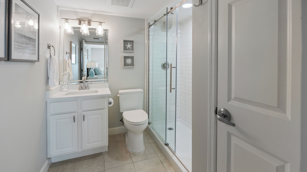 Photo of Bathroom in Ono Island