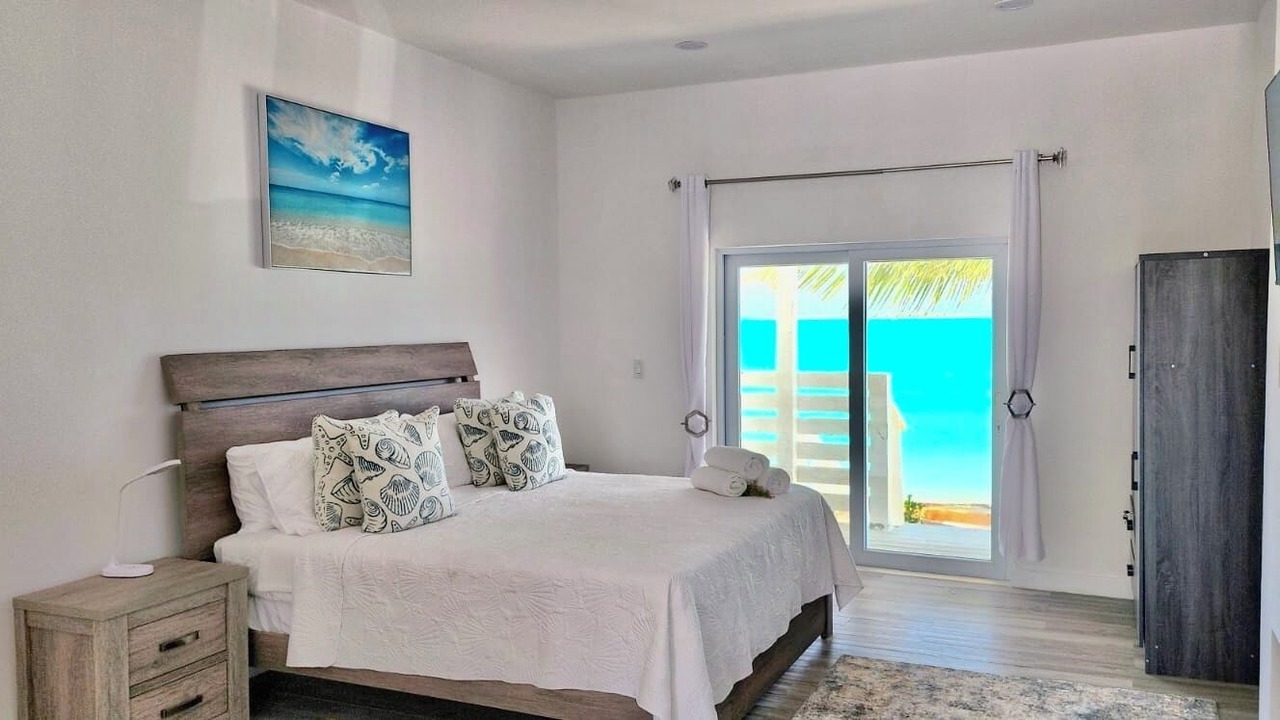 Photo of Bedroom in Rokers Point