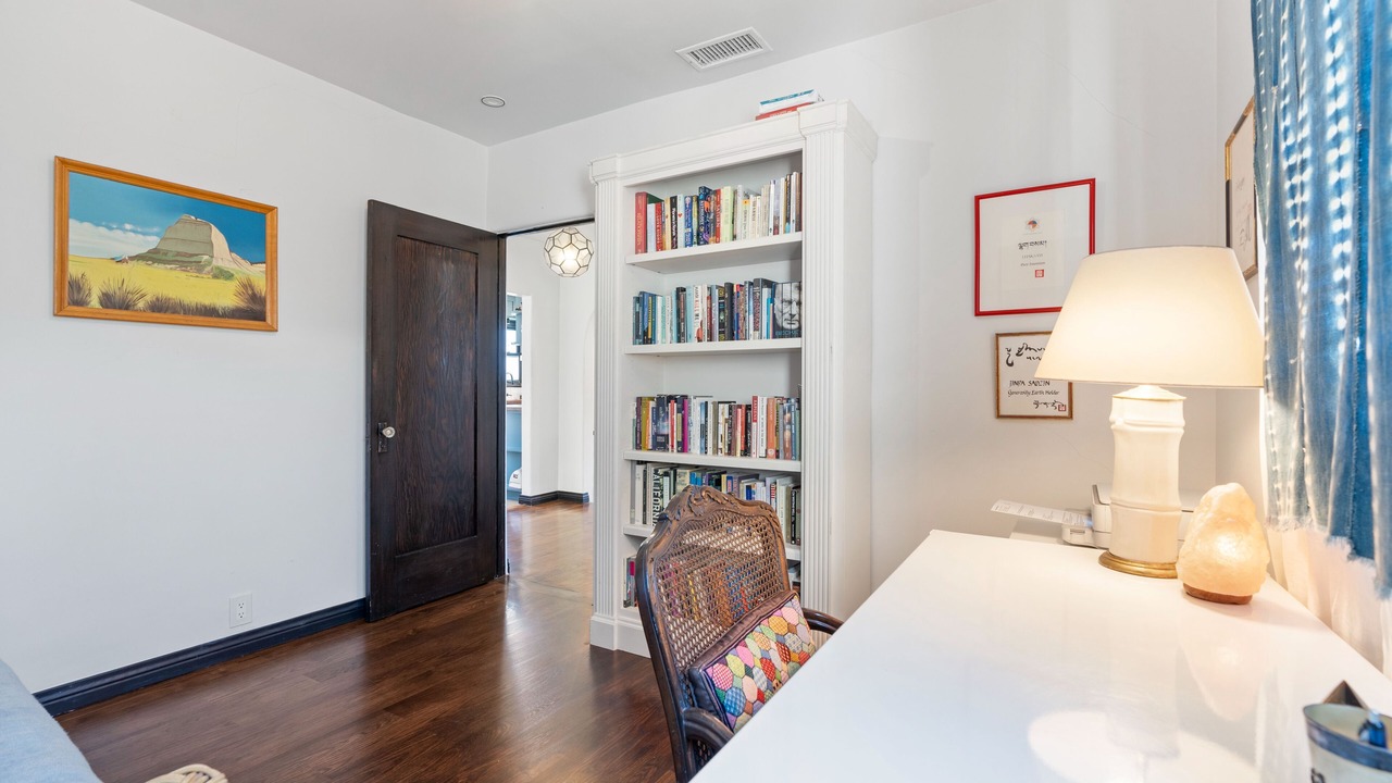 Photo of Bedroom in Eagle Rock
