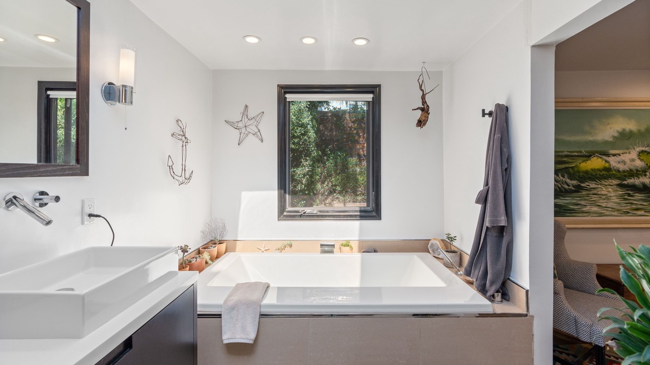 Photo of Bathroom in Eagle Rock