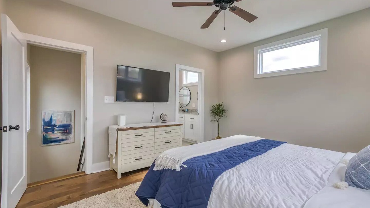 Photo of Bedroom in Muscle Shoals