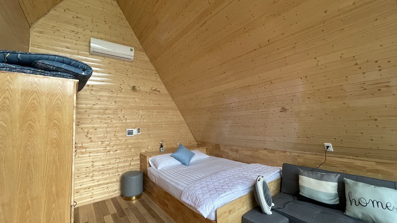 Photo of Bedroom in Ong Lang