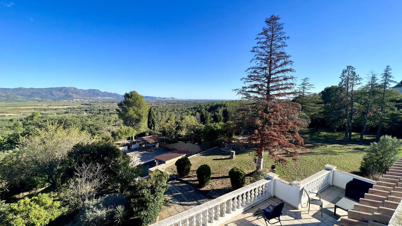 Photo of Patio Balcony in Figueres
