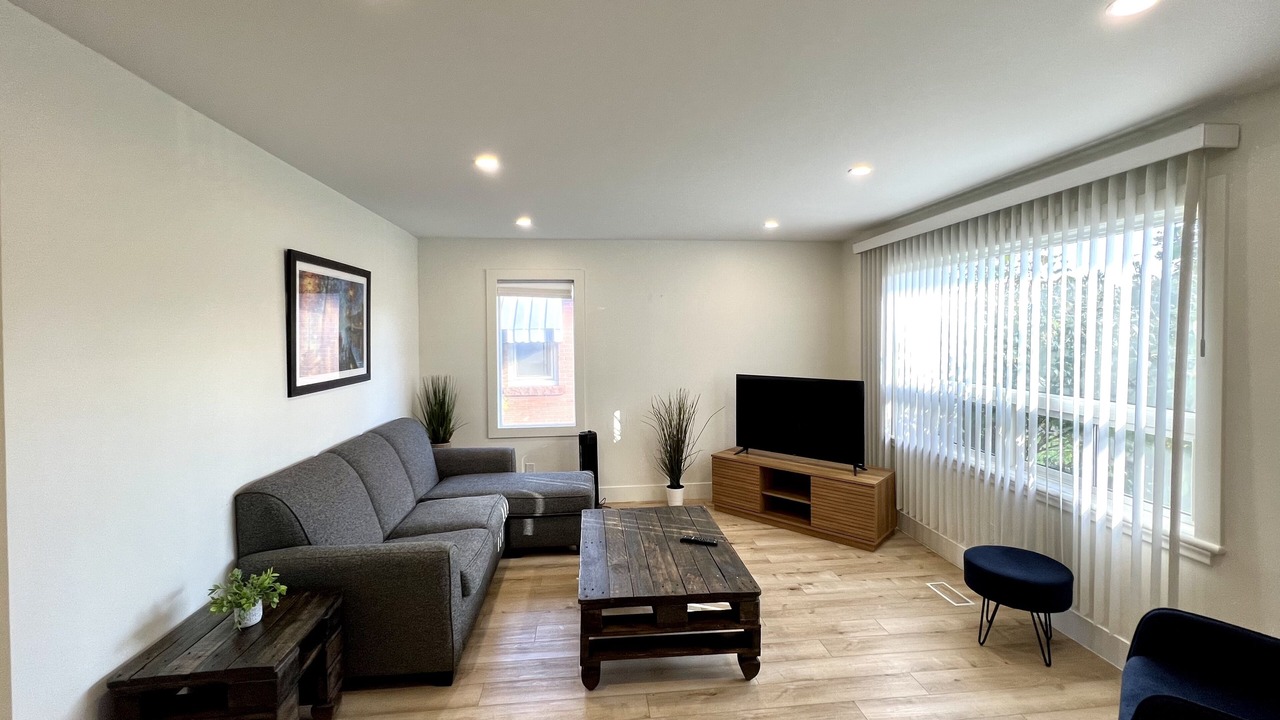 Photo of Livingroom in Hamilton