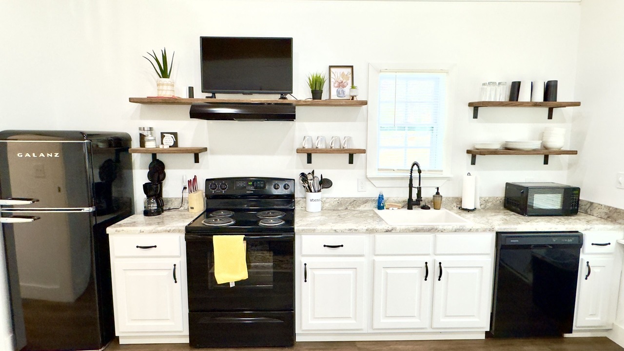 Photo of Kitchen in Albertville