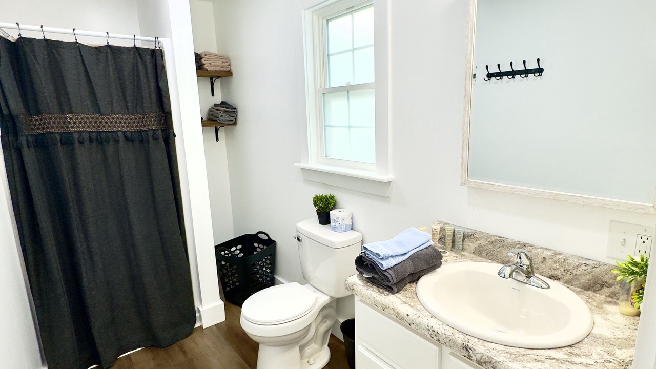 Photo of Bathroom in Albertville