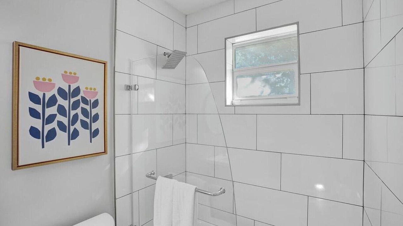 Photo of Bathroom in Poinciana Park