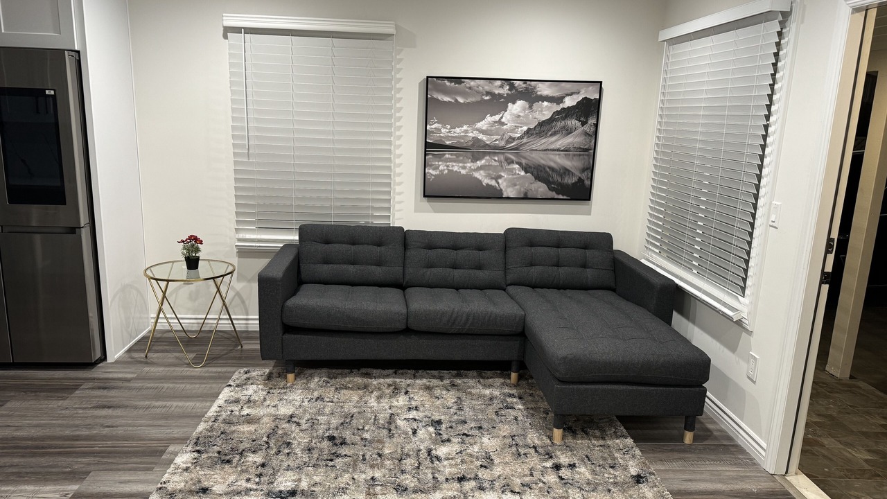 Photo of Livingroom in Little Armenia