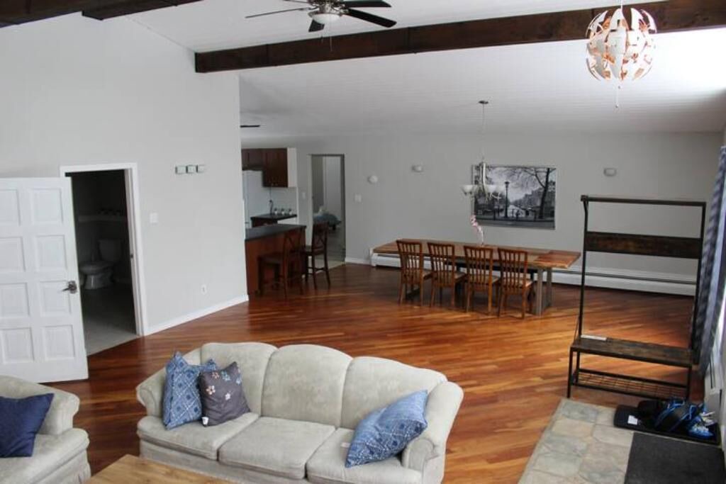 Photo of Livingroom in Elora