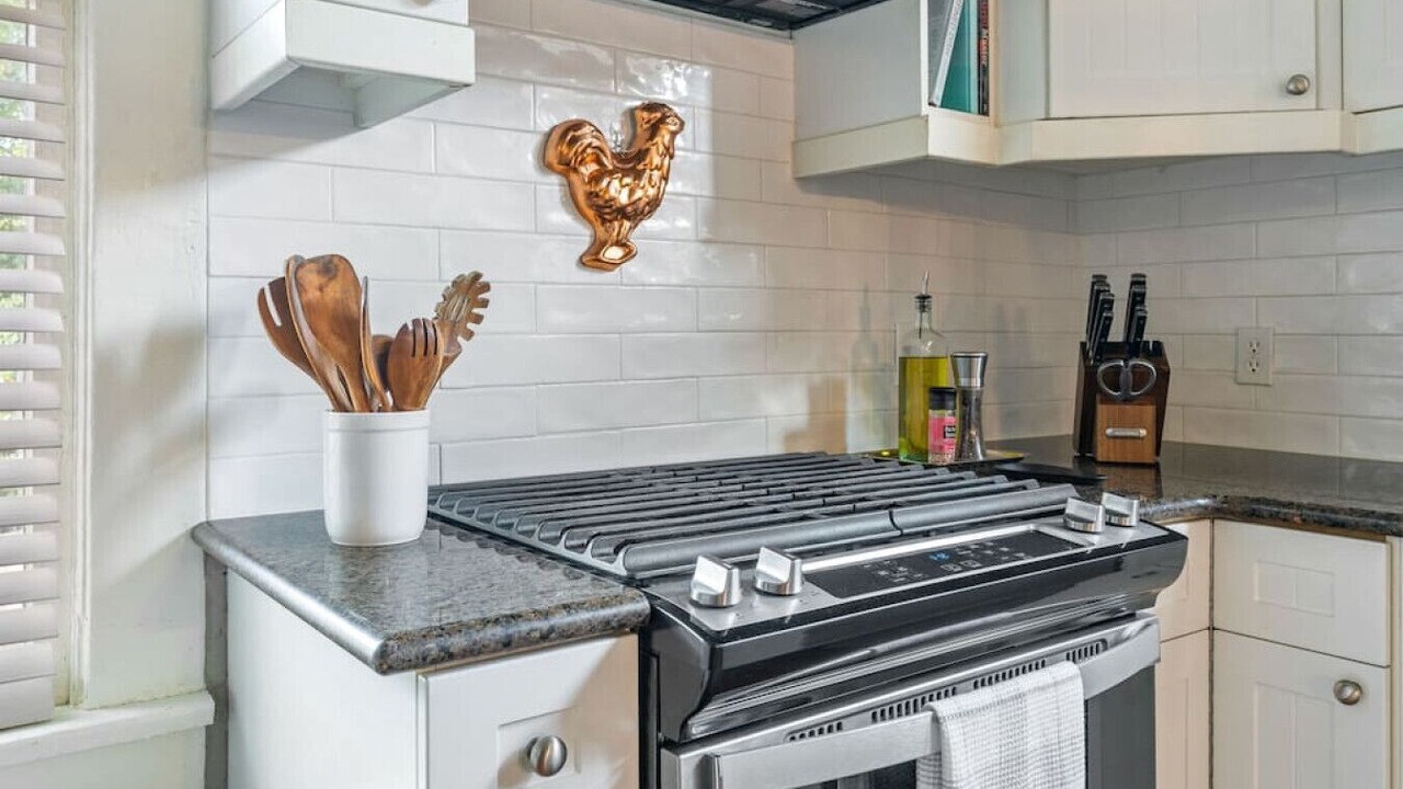 Photo of Kitchen in Five Points South