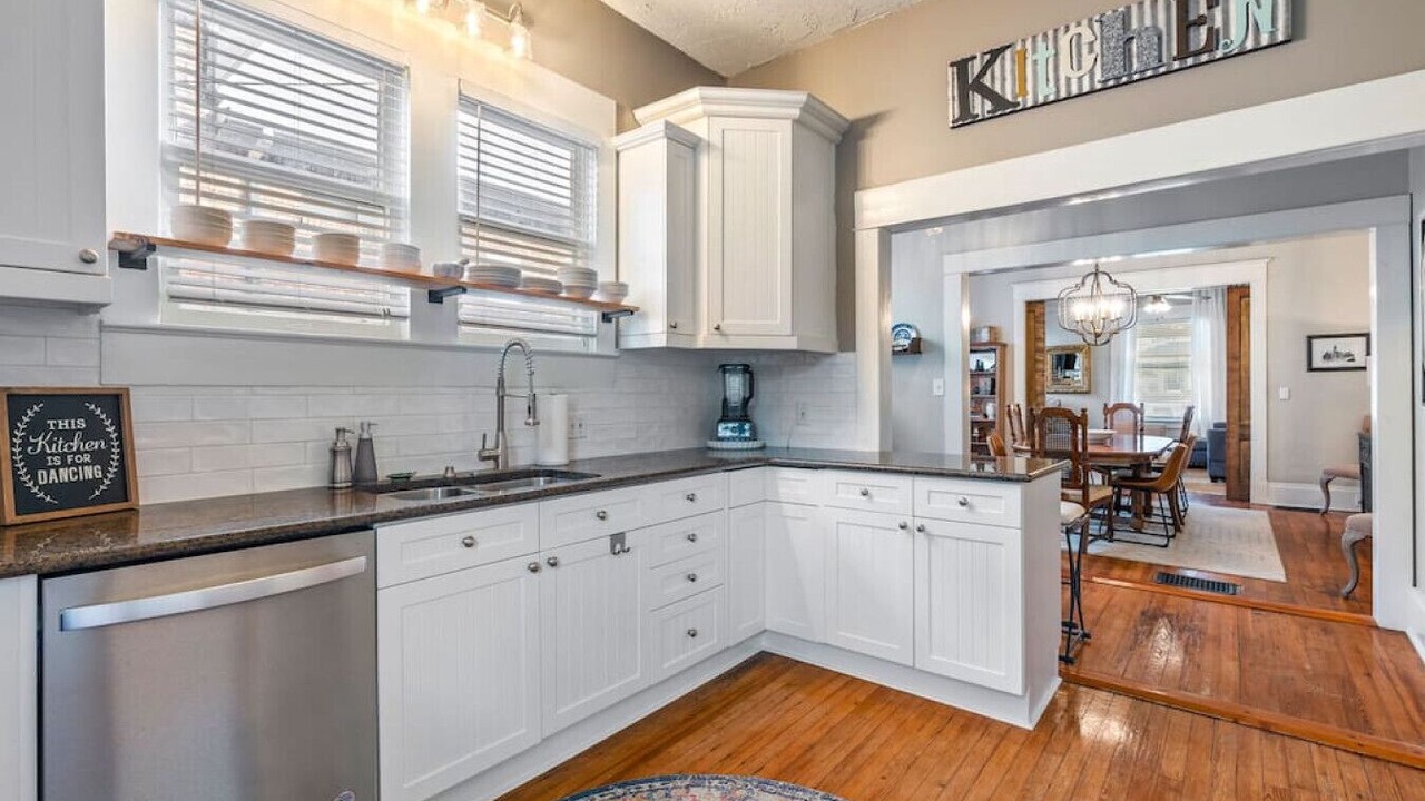 Photo of Kitchen in Five Points South