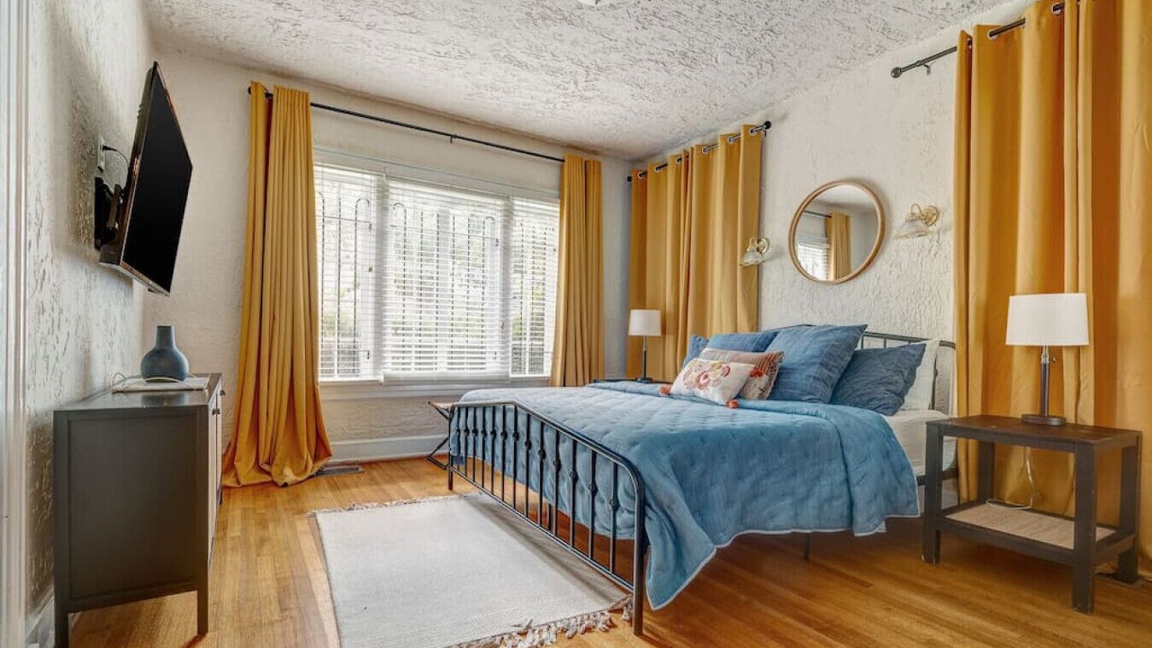 Photo of Bedroom in Glen Iris