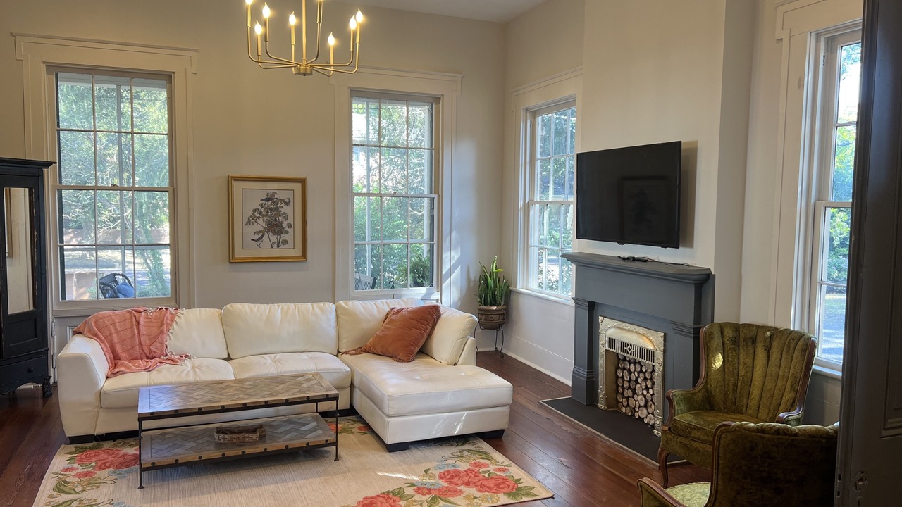 Photo of Livingroom in Vicksburg