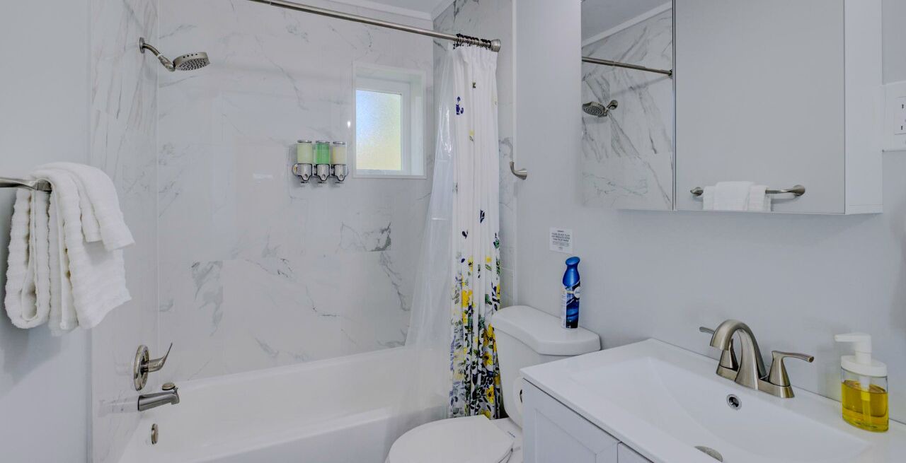 Photo of Bathroom in Downtown Memphis