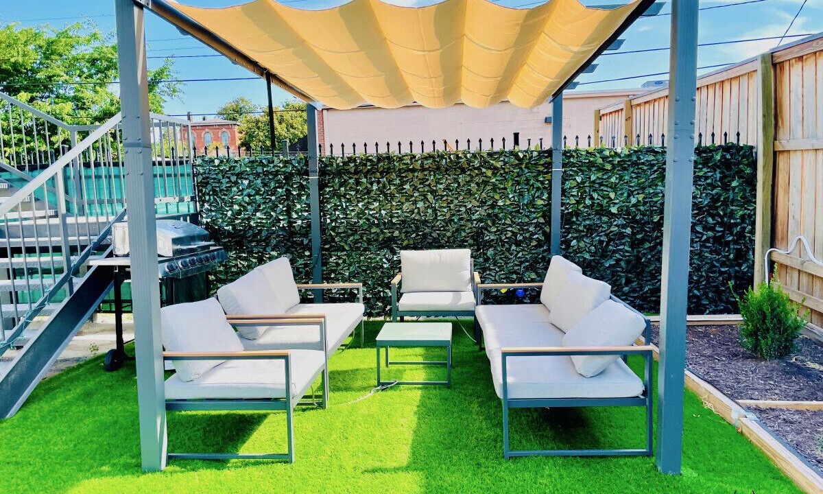 Photo of Patio Balcony in Downtown Memphis