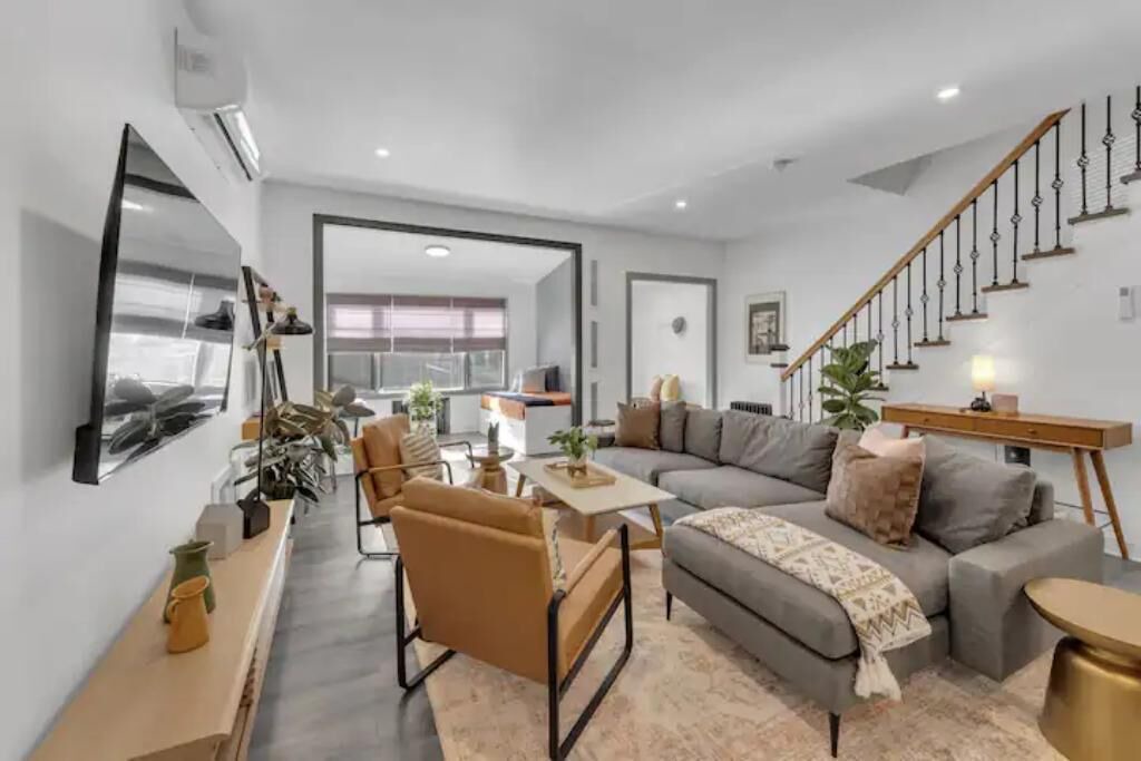 Photo of Livingroom in Constable Hook