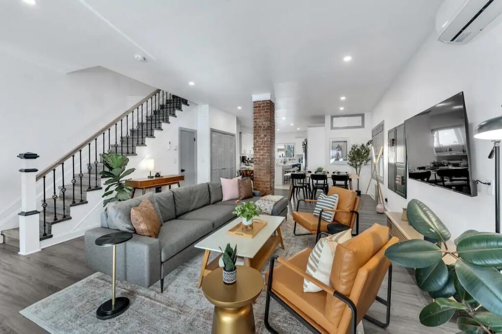 Photo of Livingroom in Constable Hook