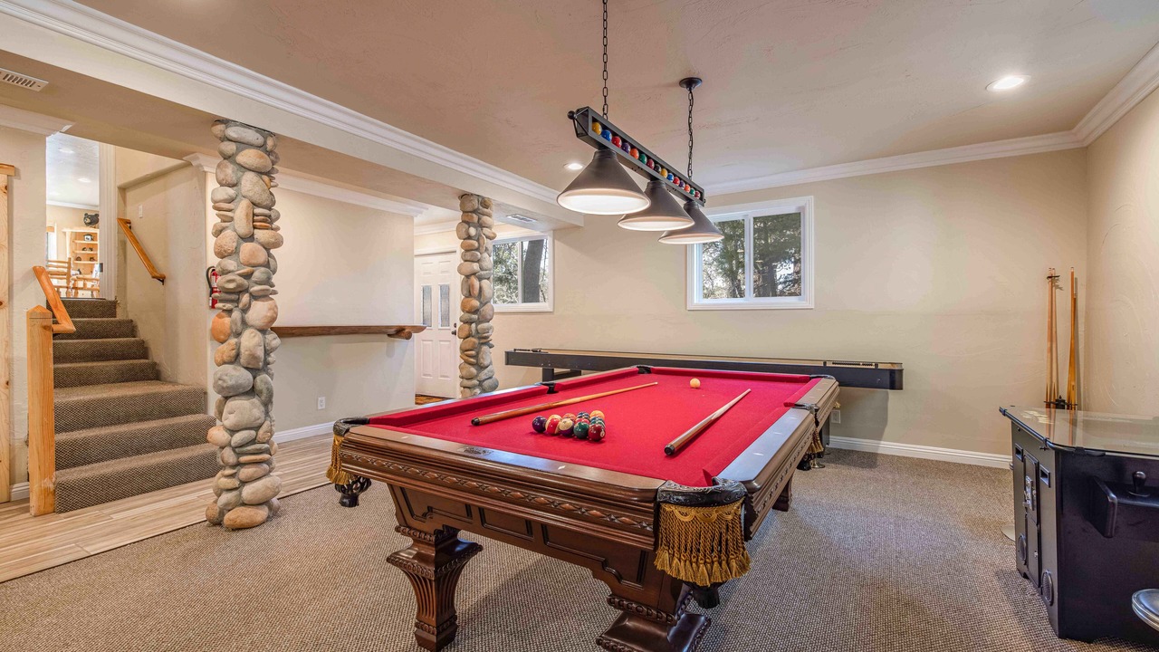 Photo of Bedroom in Moonridge