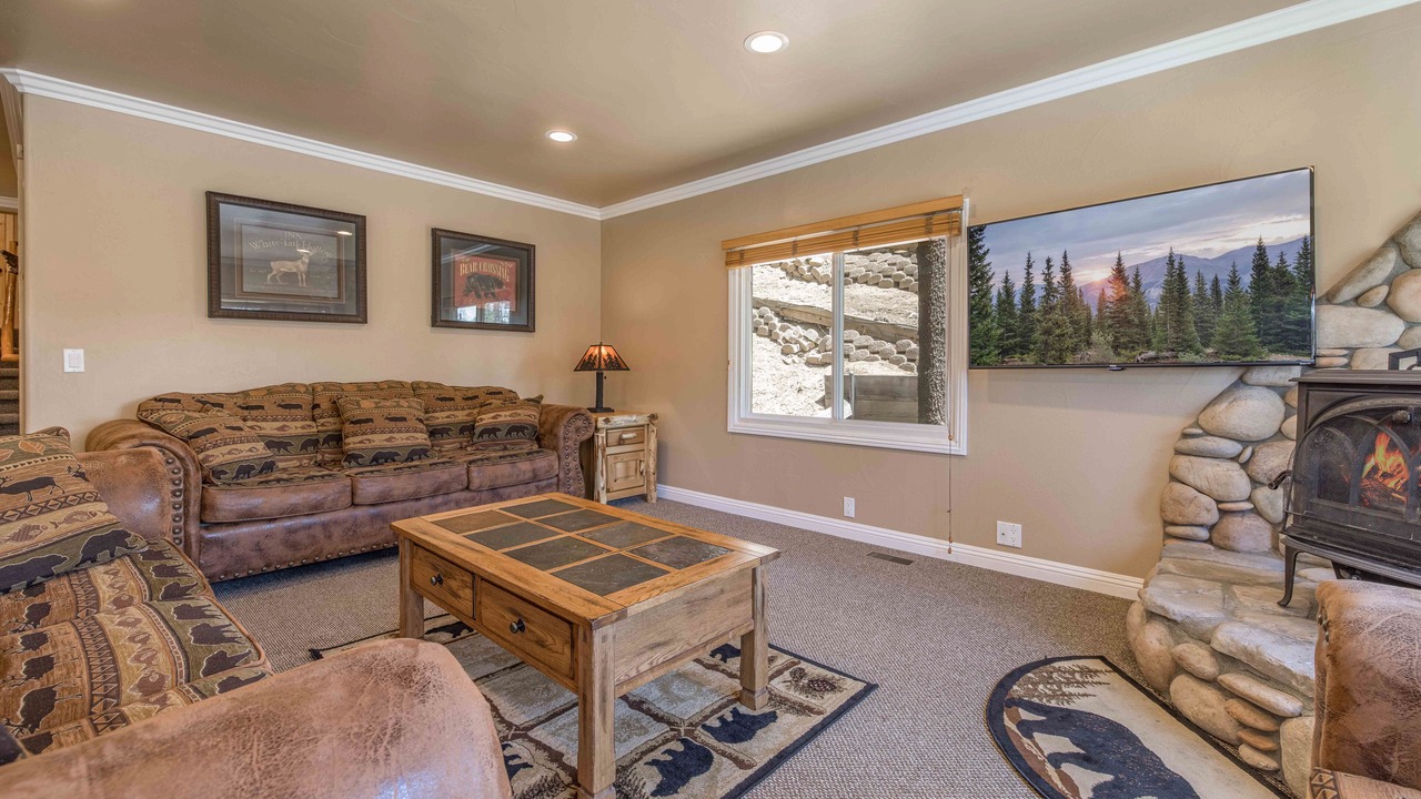 Photo of Livingroom in Moonridge