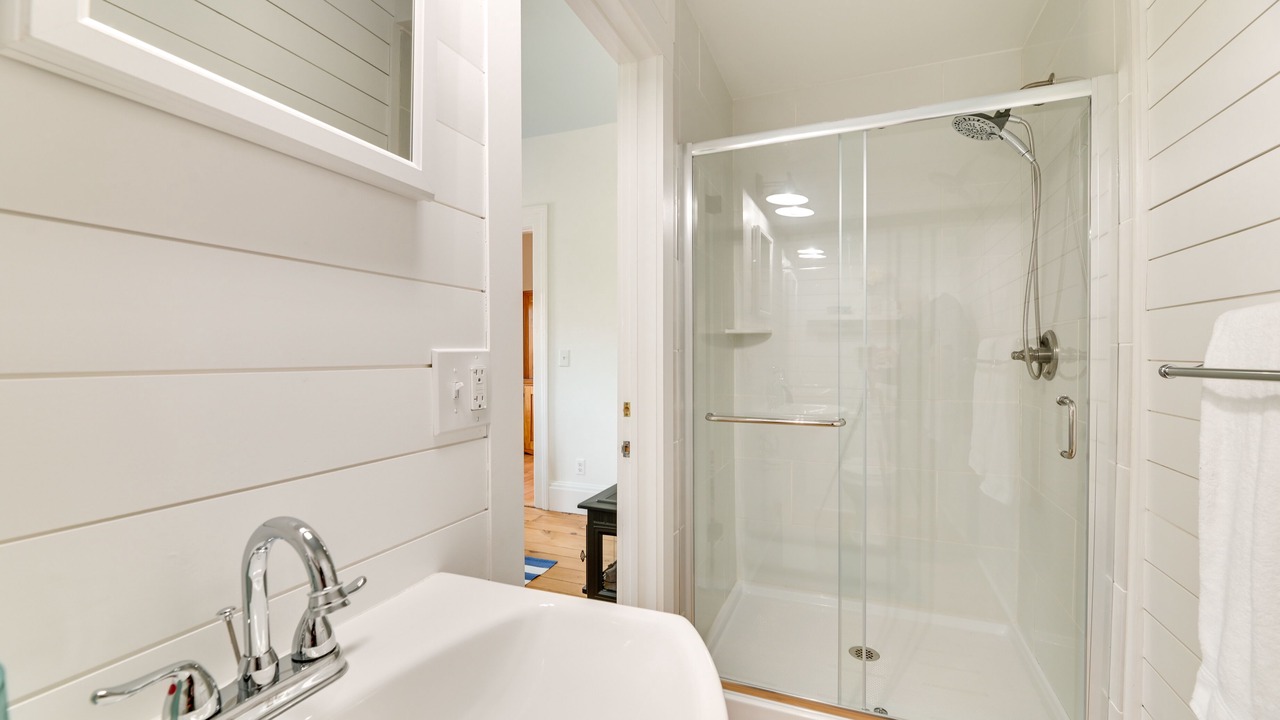 Photo of Bathroom in Naples