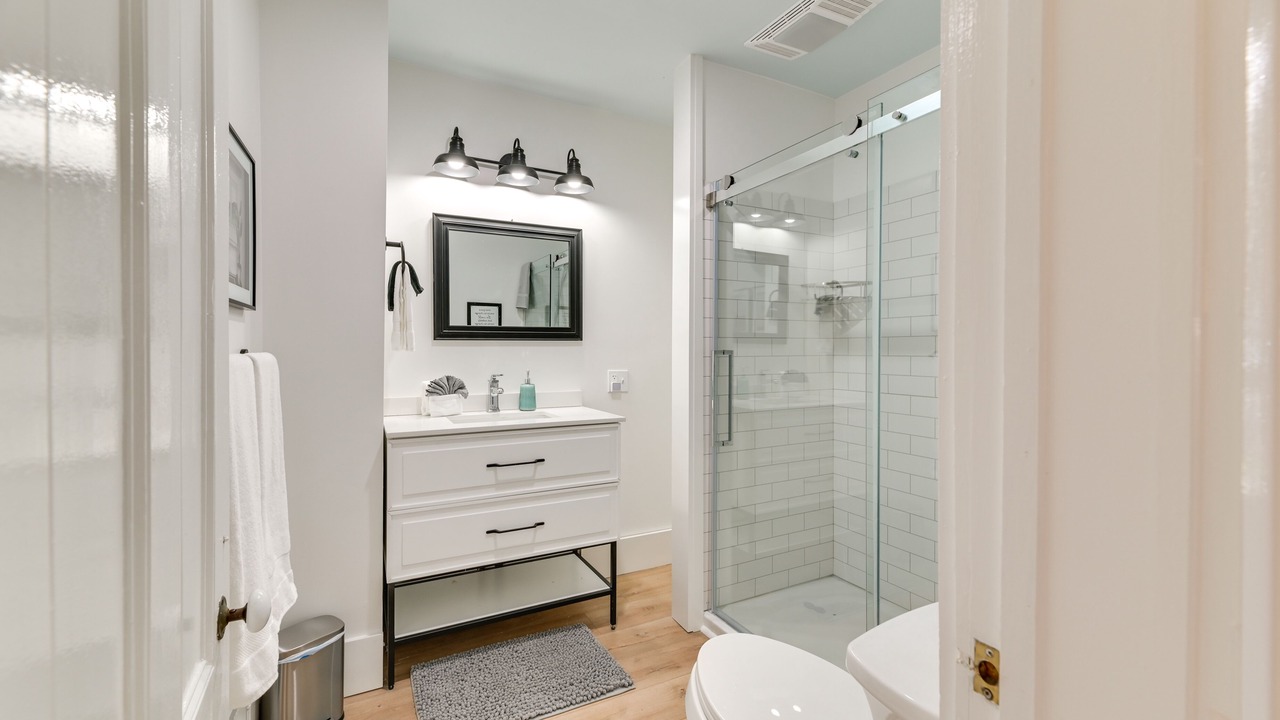 Photo of Bathroom in Naples
