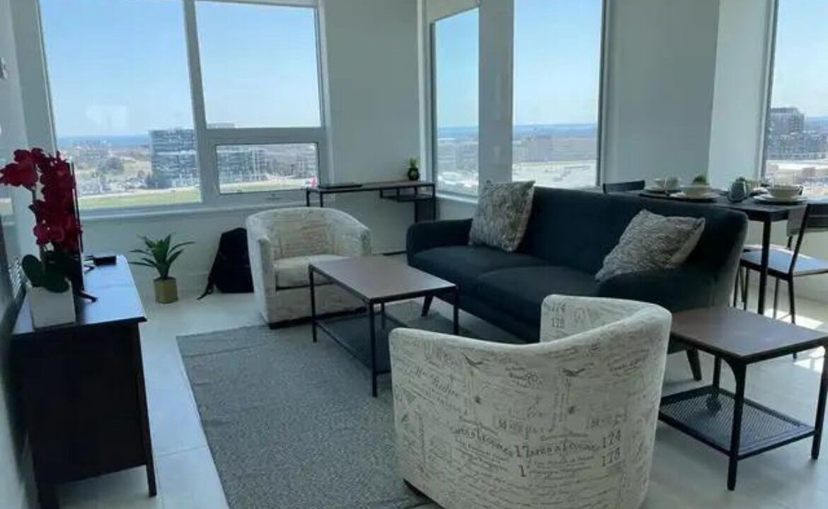 Photo of Livingroom in Oakville