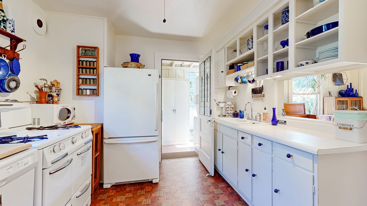 Photo of Kitchen in North Berkeley