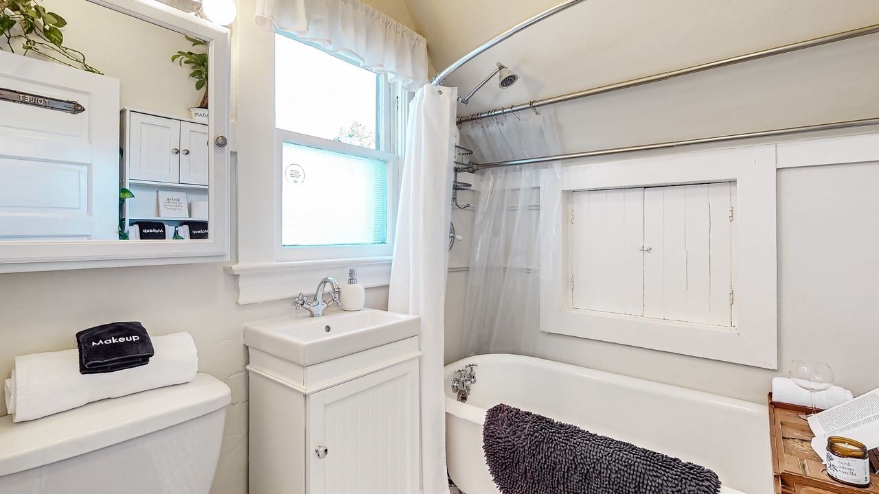 Photo of Bathroom in North Berkeley