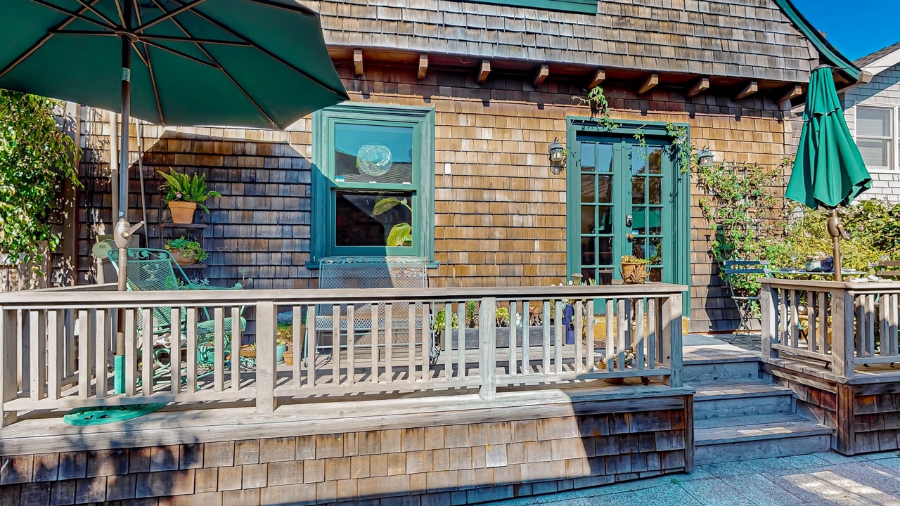 Photo of Patio Balcony in North Berkeley